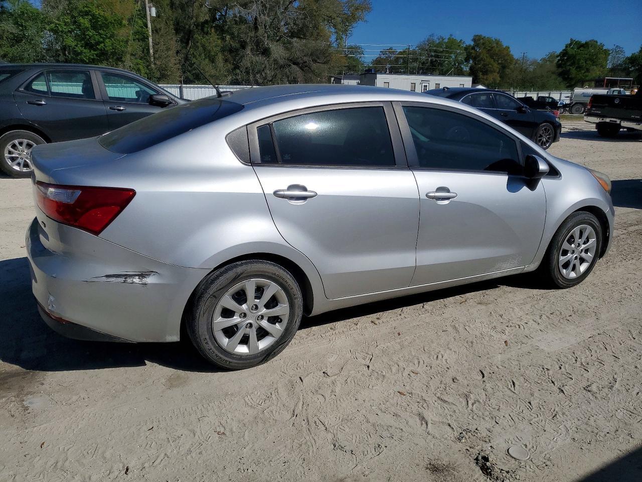 2016 KIA RIO