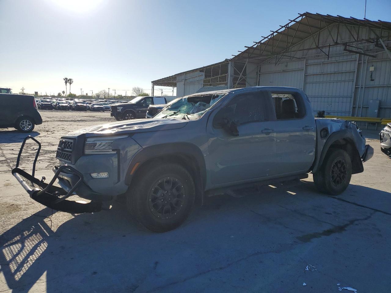 2023 NISSAN Frontier