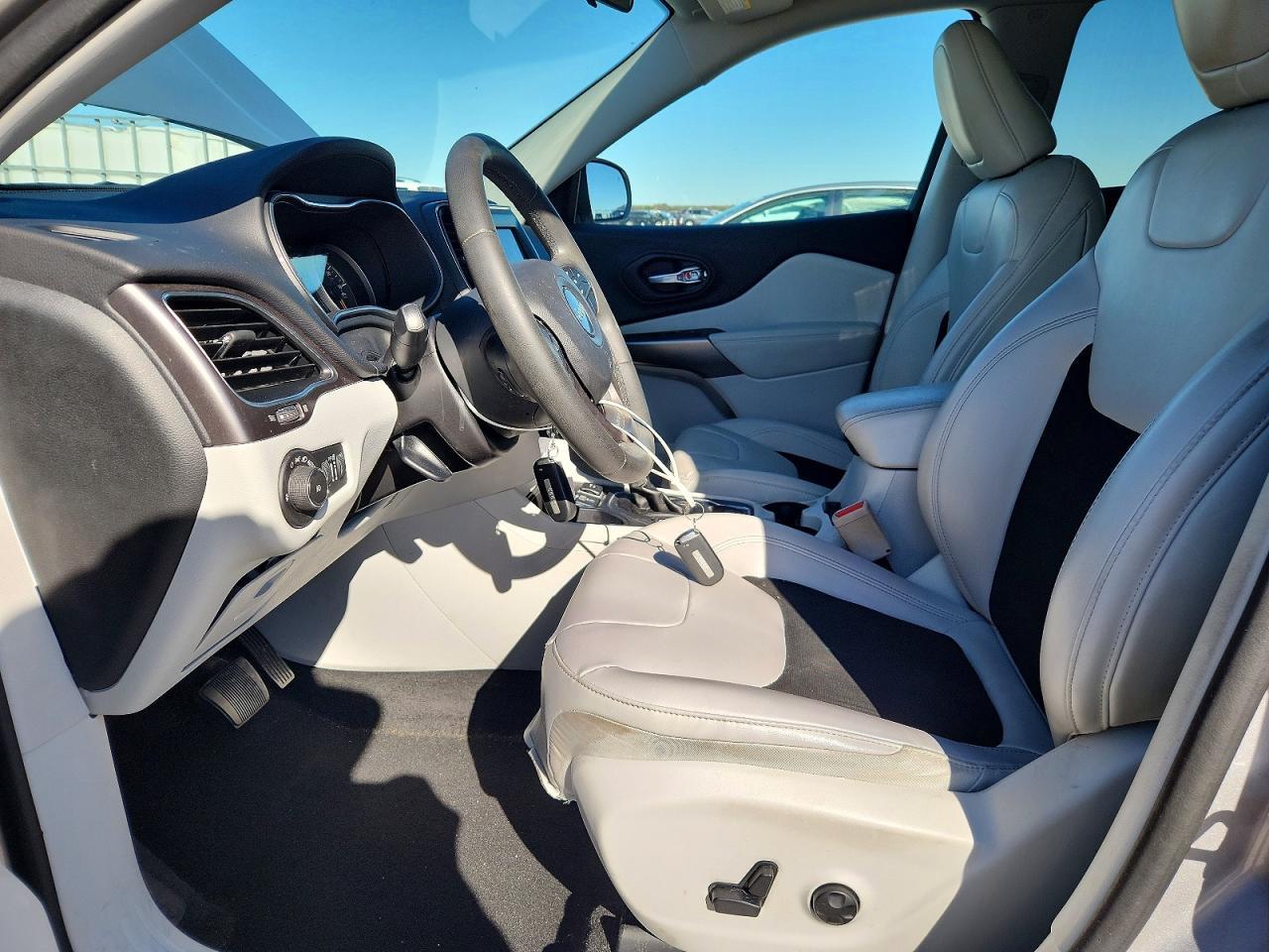 2020 JEEP CHEROKEE