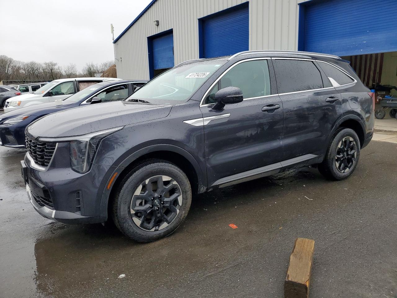 2025 KIA SORENTO