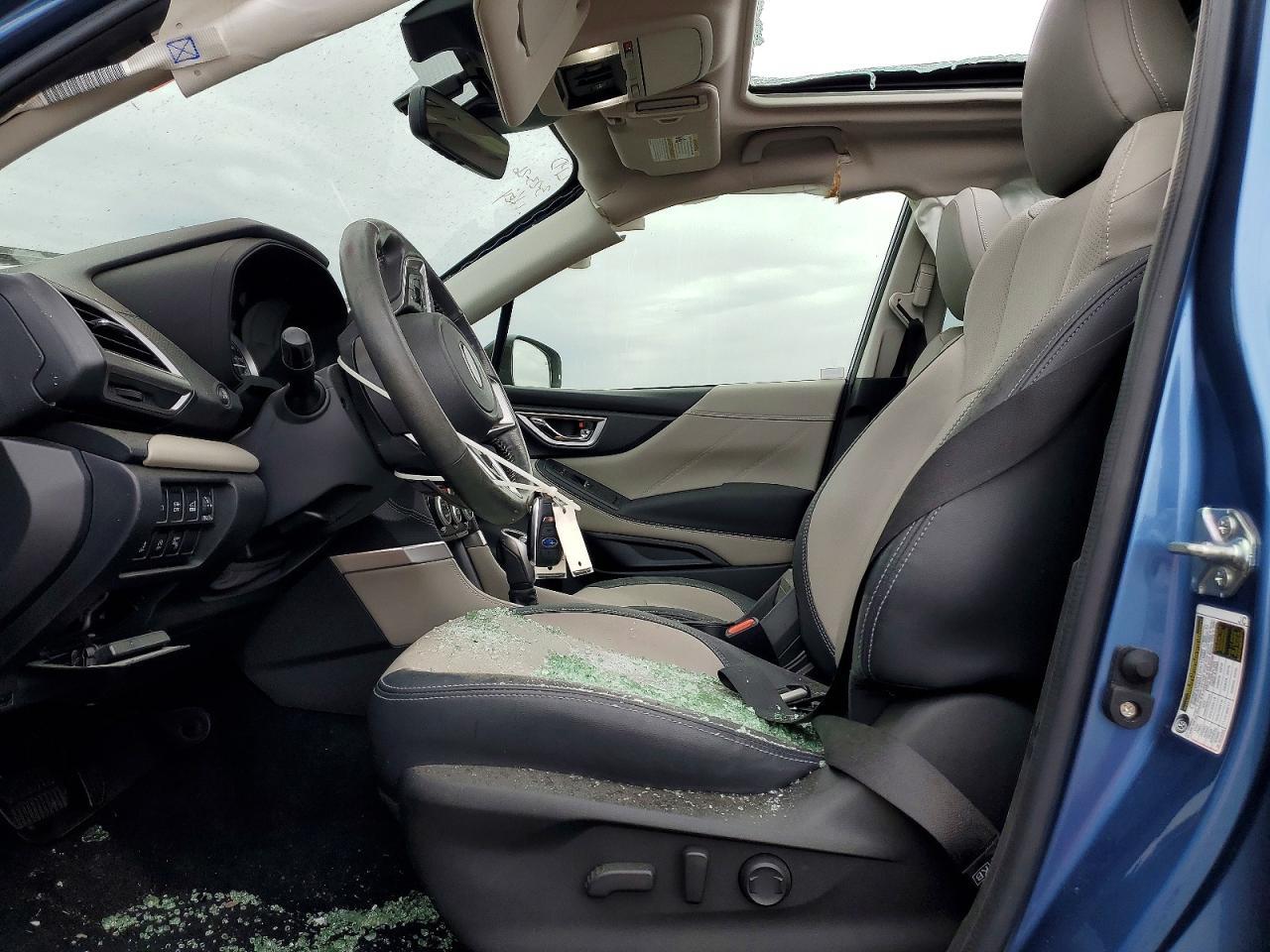 2022 SUBARU FORESTER