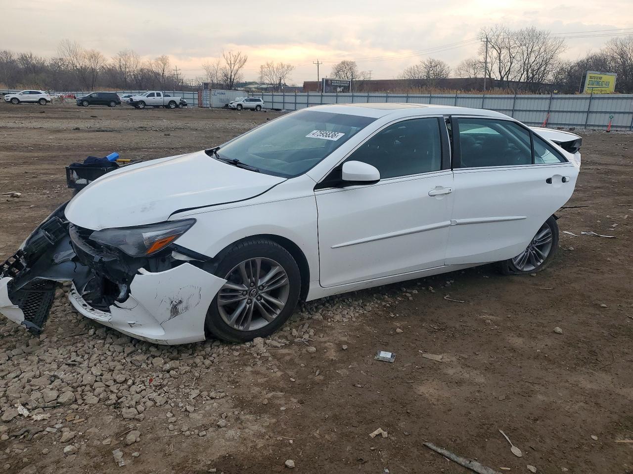 2017 TOYOTA CAMRY