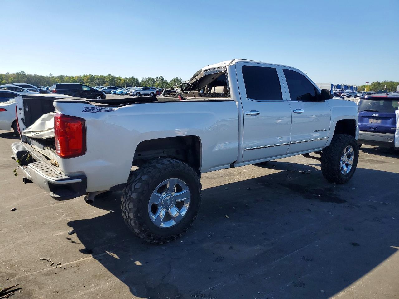 2017 CHEVROLET Silverado