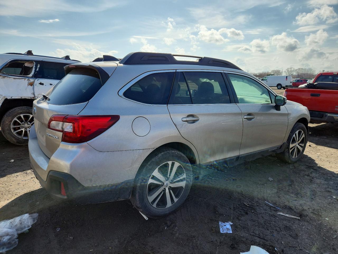 2019 SUBARU Outback