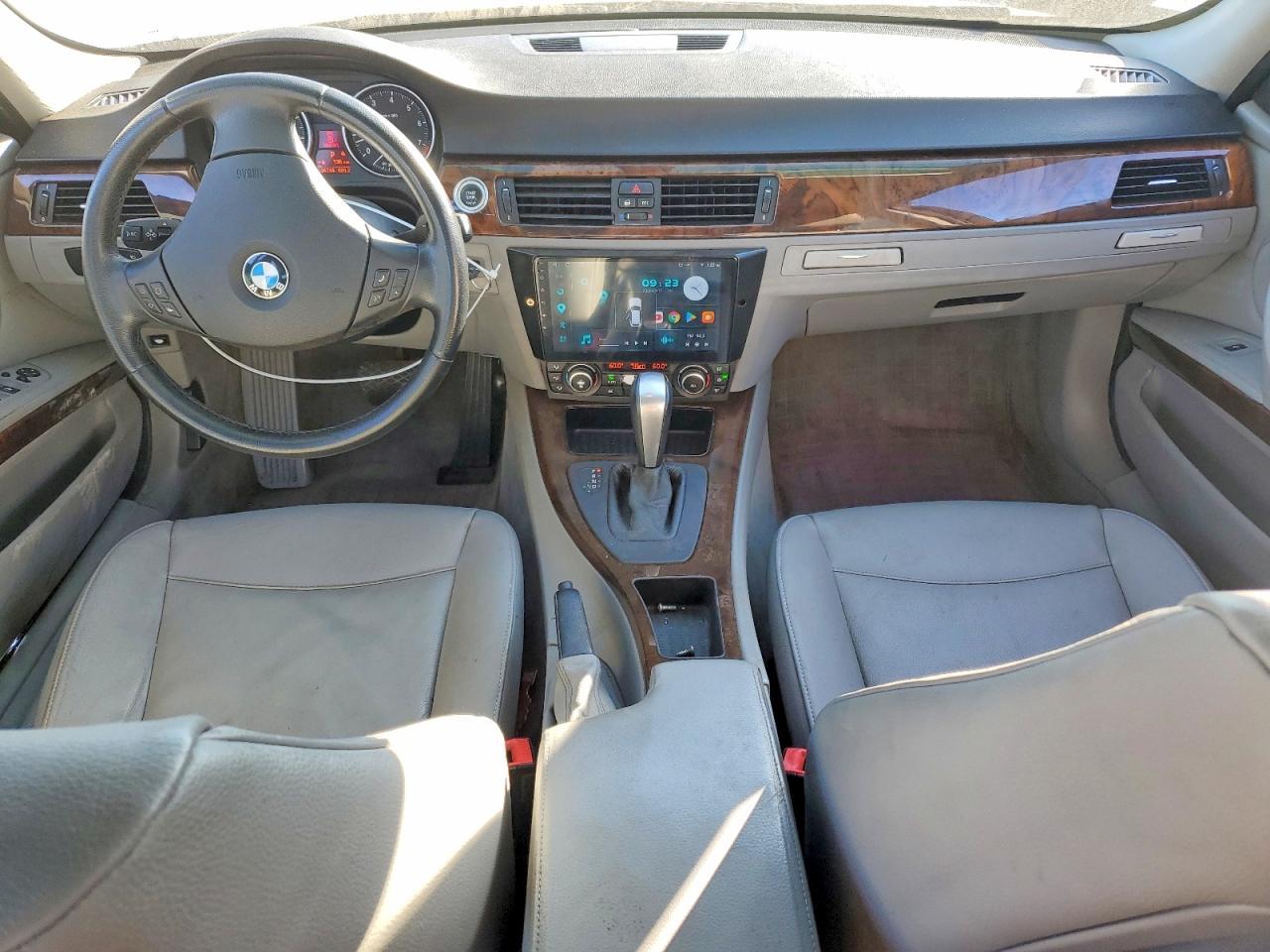 2011 BMW 3 SERIES
