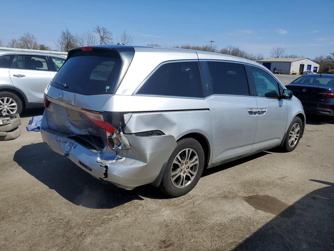 2011 HONDA ODYSSEY