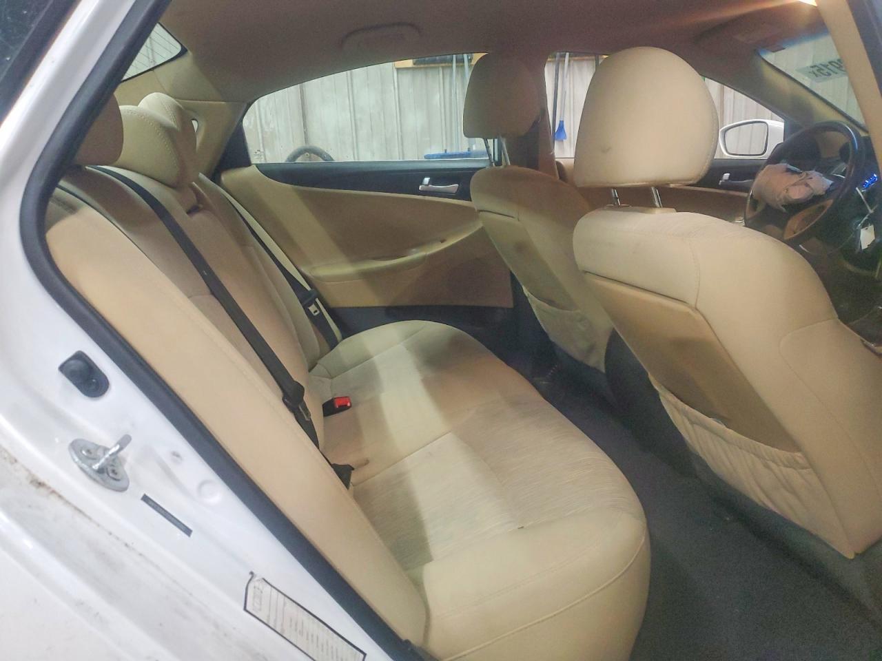 2013 HYUNDAI SONATA