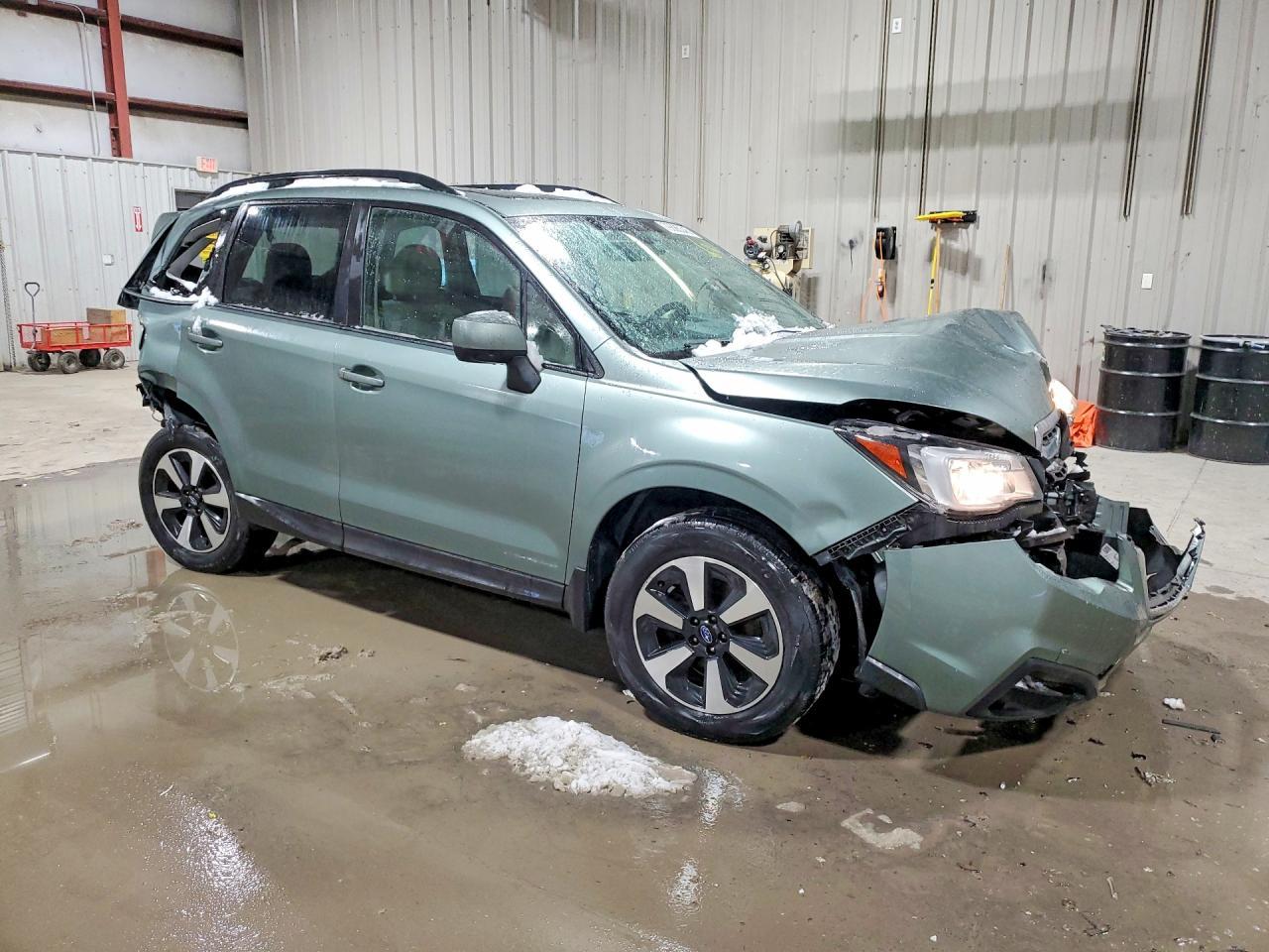 2017 SUBARU FORESTER