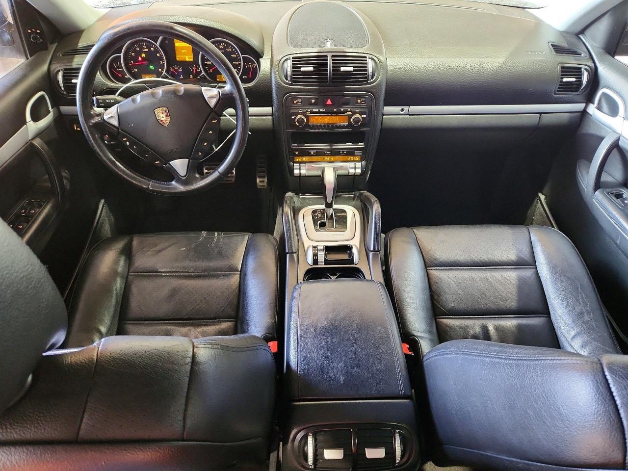 2005 PORSCHE CAYENNE