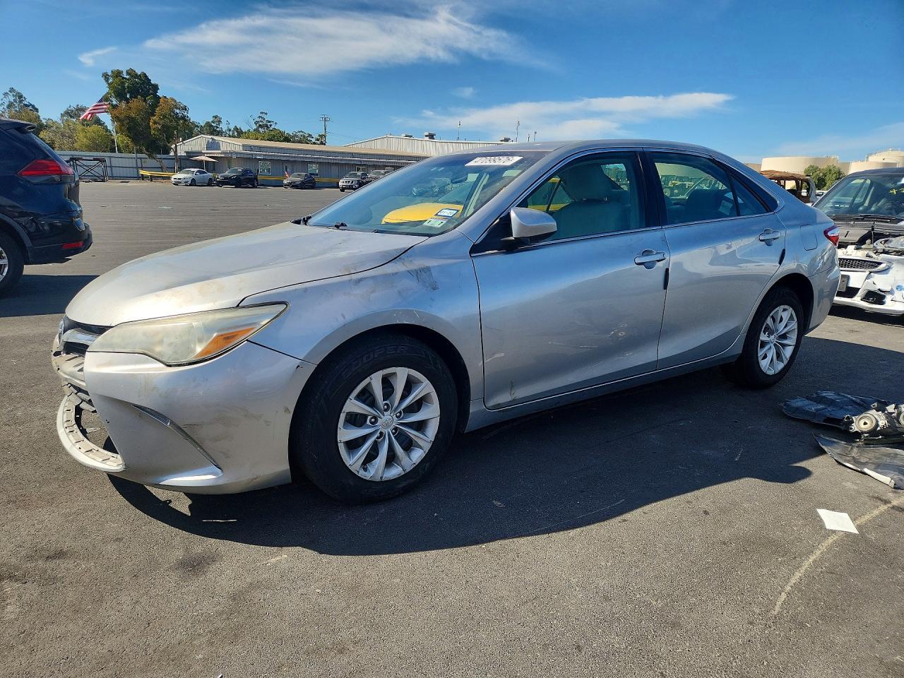 2015 TOYOTA CAMRY