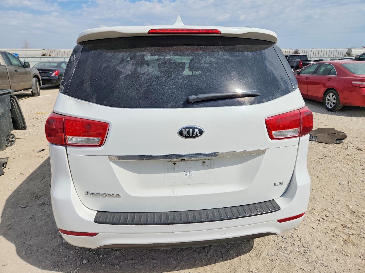 2016 KIA SEDONA