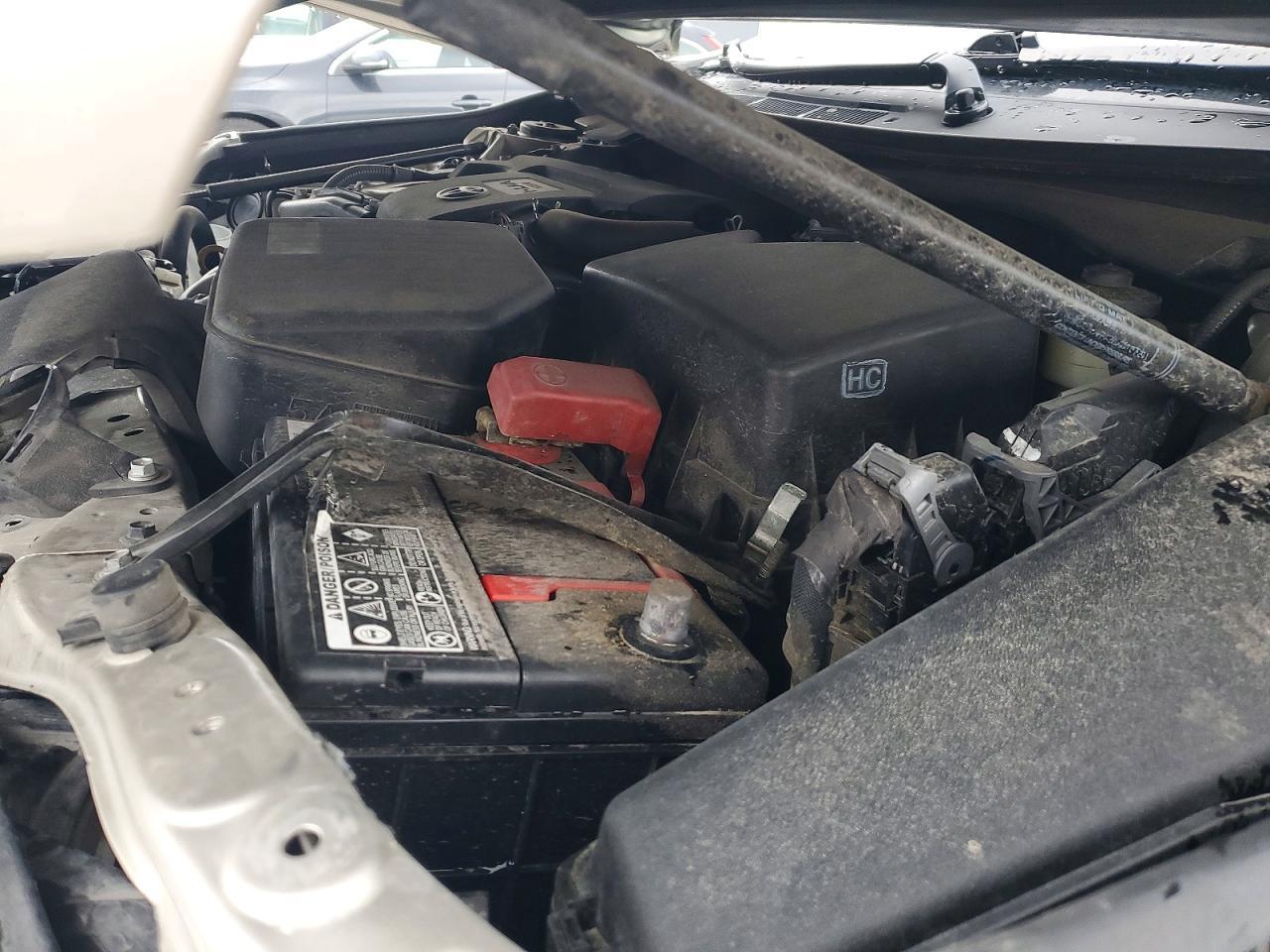 2016 TOYOTA CAMRY