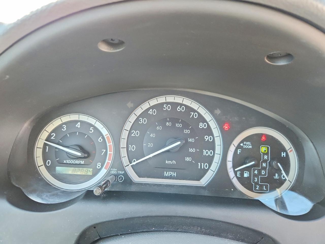 2004 TOYOTA SIENNA