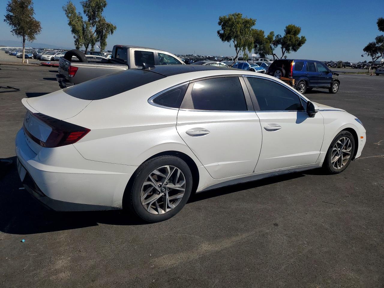 2022 HYUNDAI SONATA