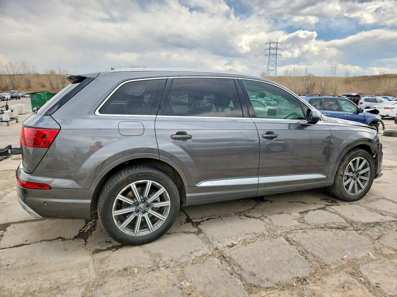 2019 AUDI Q7