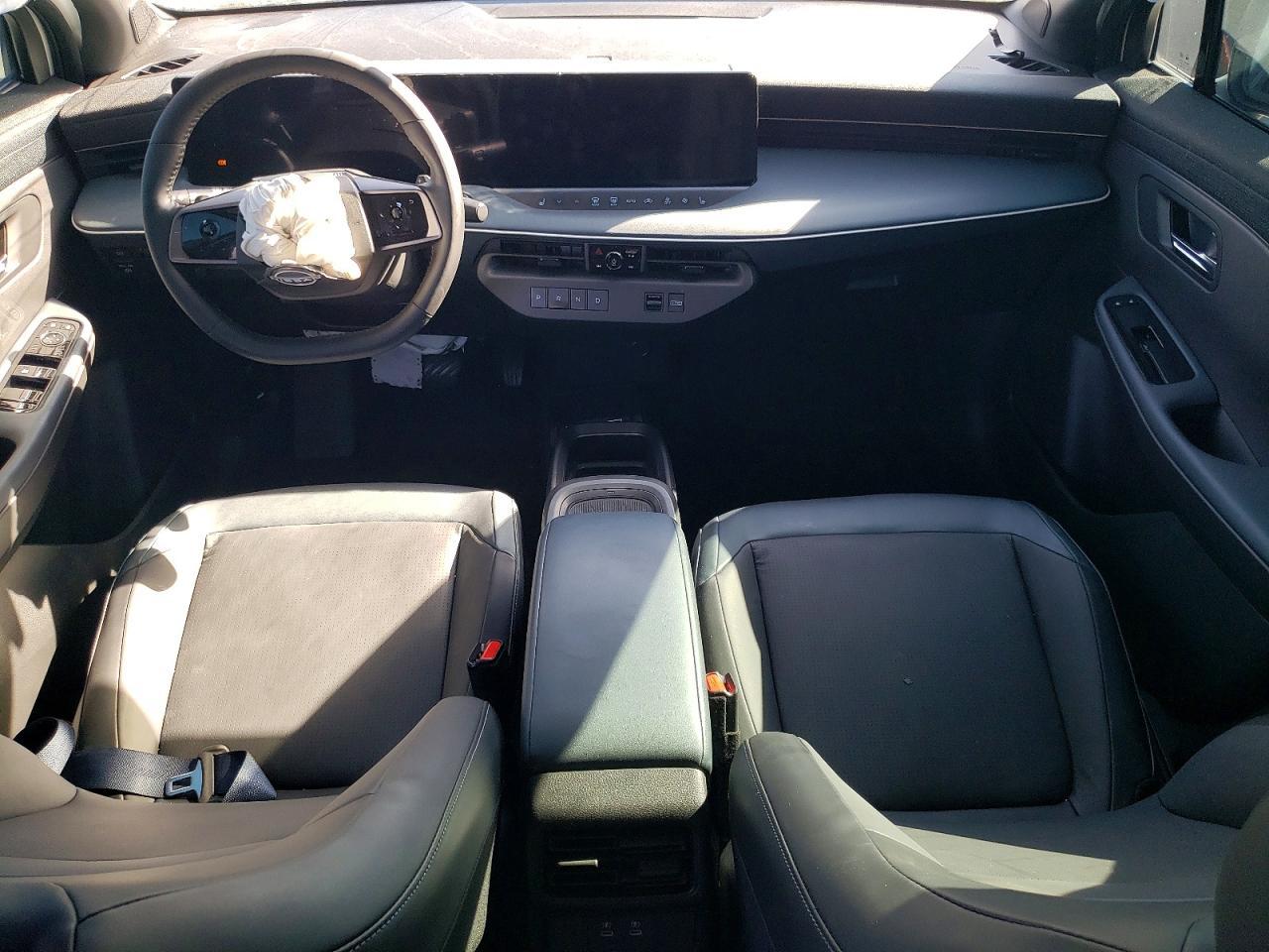 2026 NISSAN LEAF