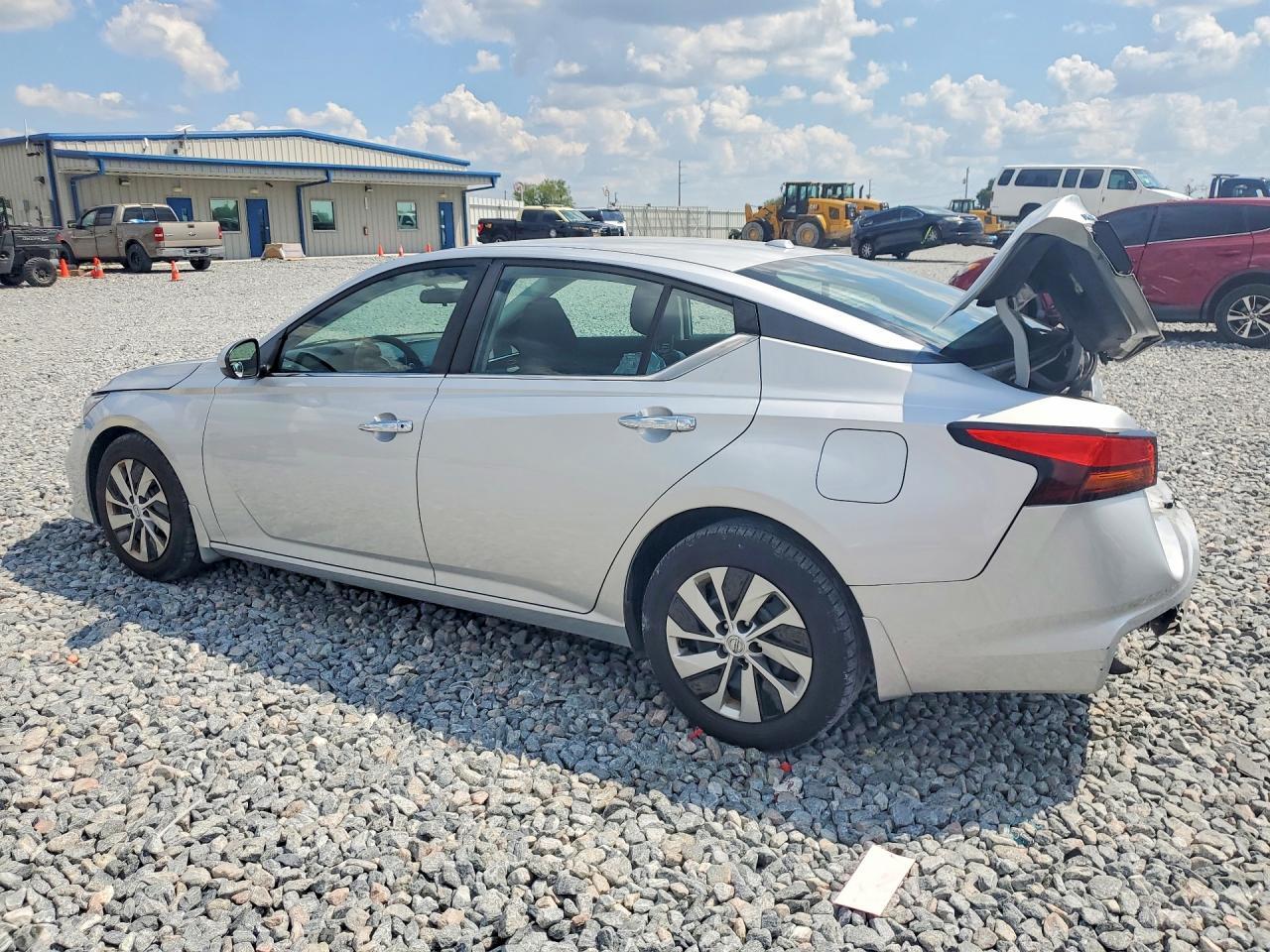 2020 NISSAN ALTIMA