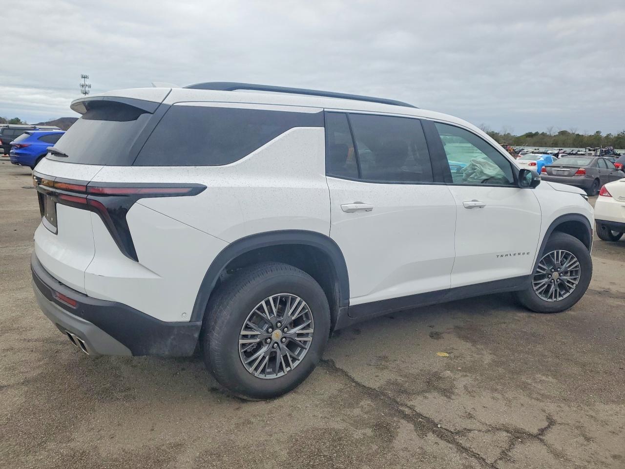 2025 CHEVROLET TRAVERSE