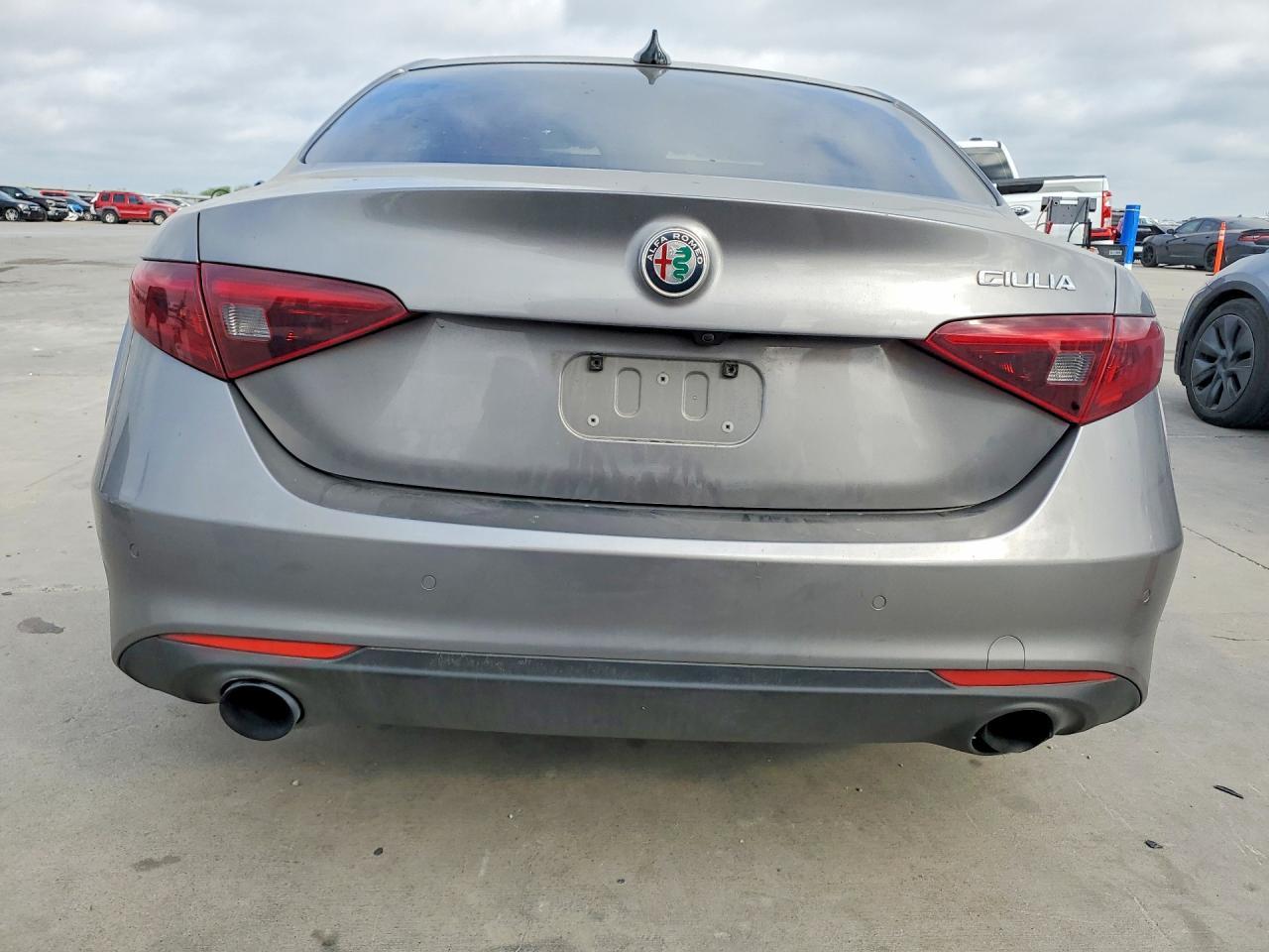 2017 ALFA ROMEO Giulia