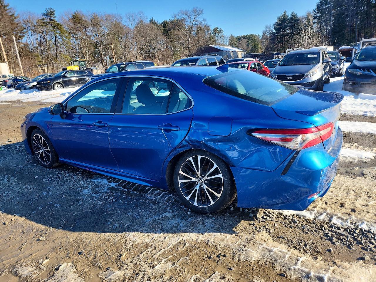 2019 TOYOTA CAMRY