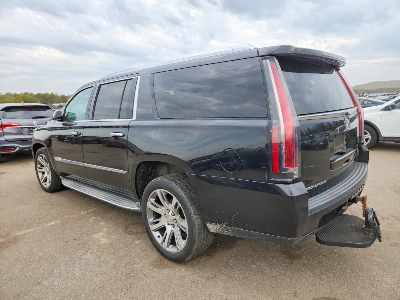 2015 CADILLAC Escalade ESV