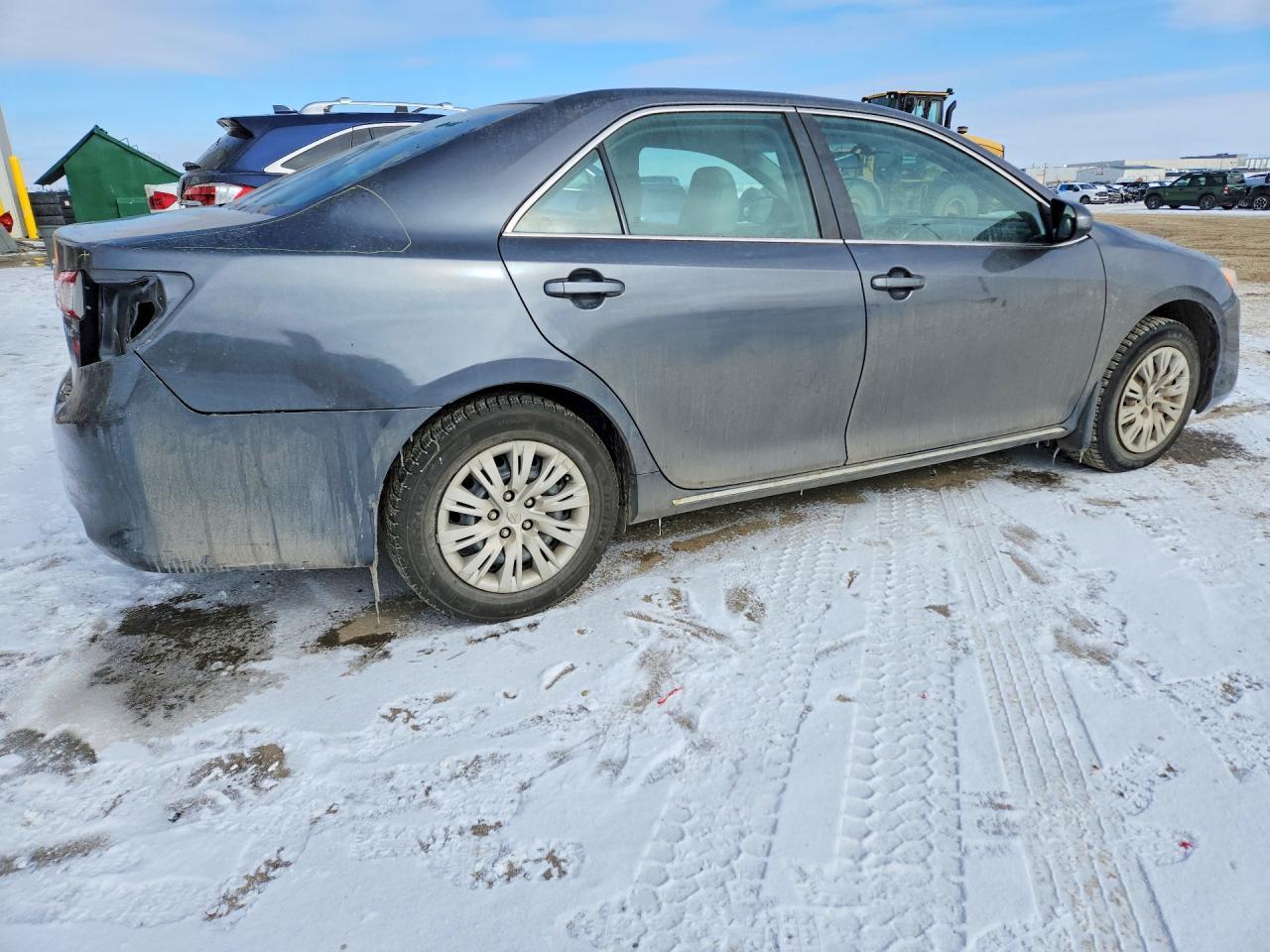 2013 TOYOTA CAMRY