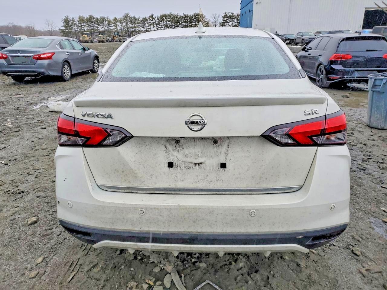2020 NISSAN VERSA