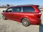 2018 TOYOTA SIENNA