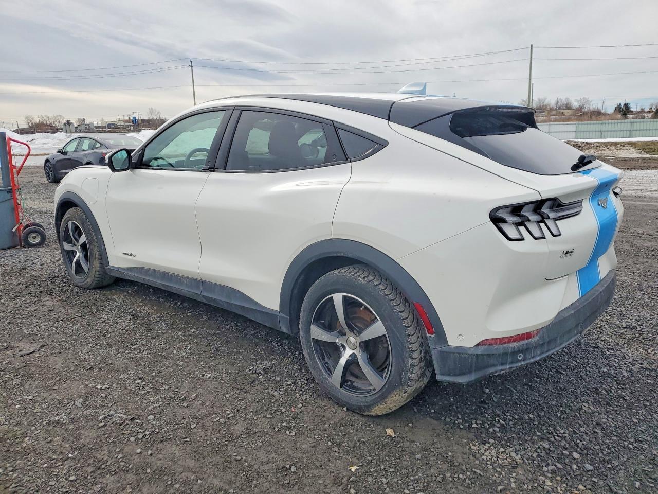 2021 FORD Mustang Mach-E