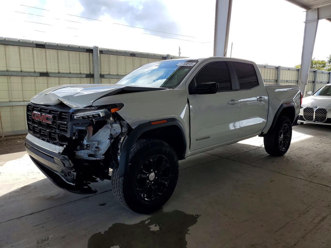 2024 GMC CANYON