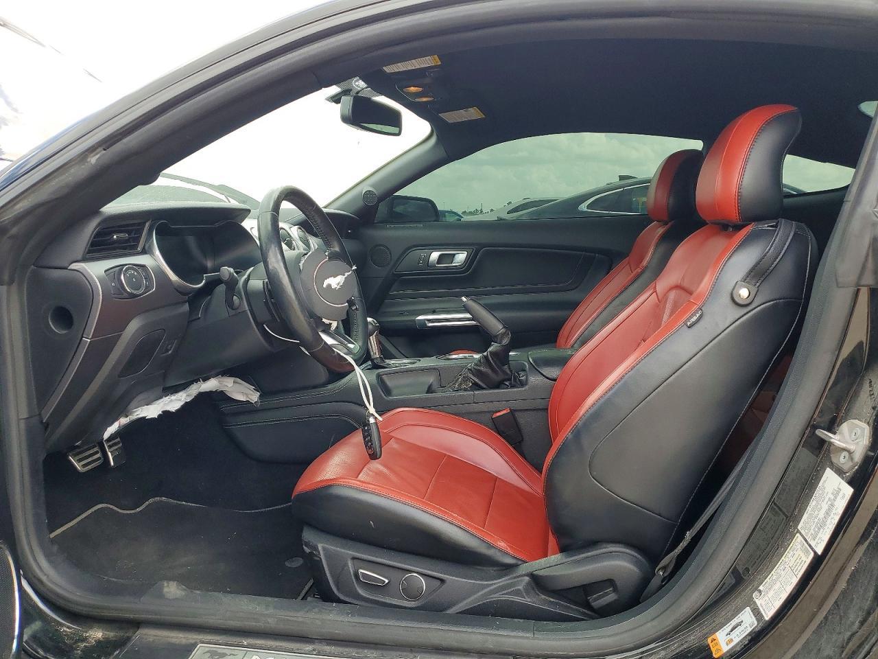 2019 FORD MUSTANG