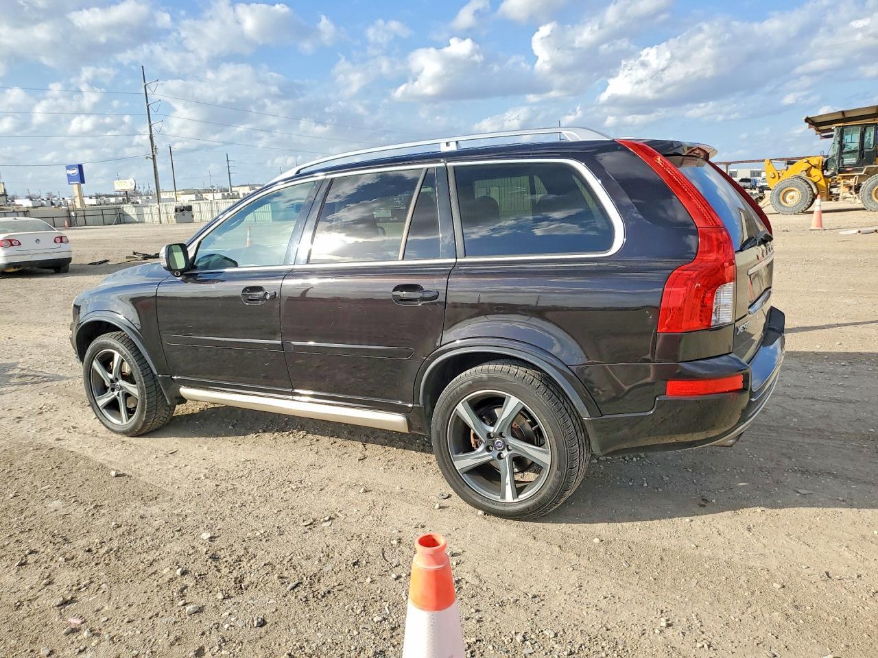 2014 VOLVO XC90