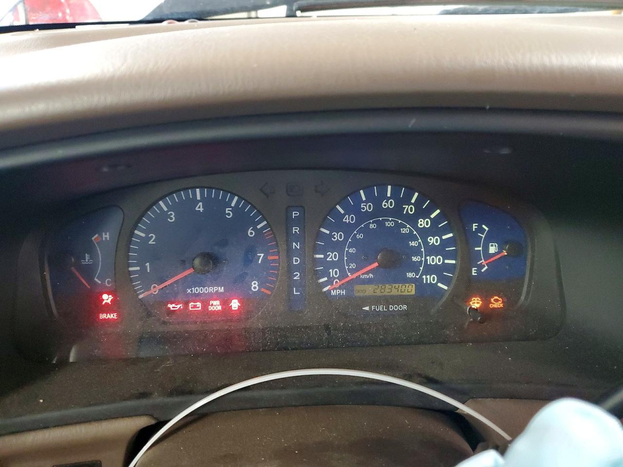 2003 TOYOTA SIENNA
