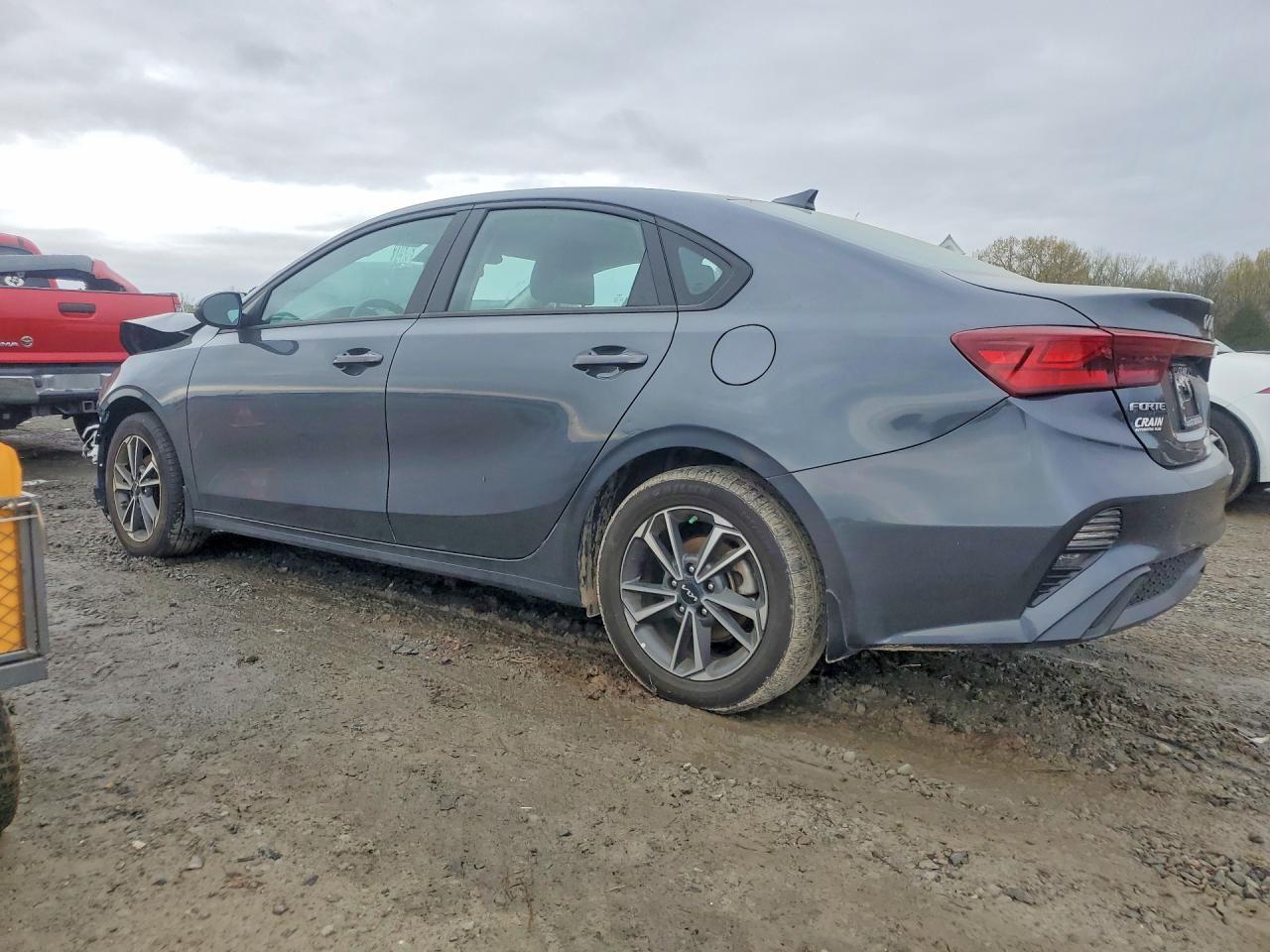 2023 KIA FORTE