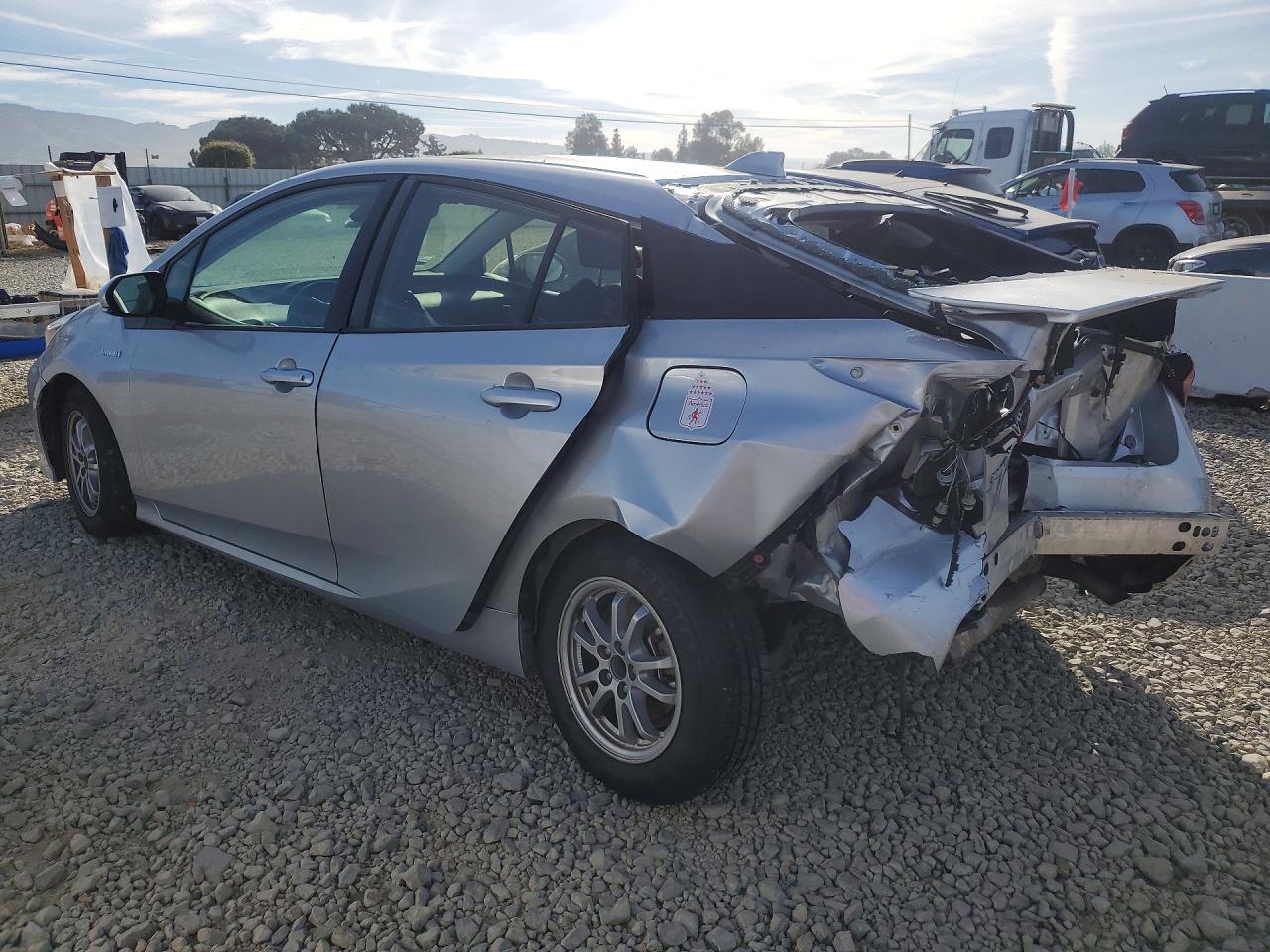 2022 TOYOTA PRIUS