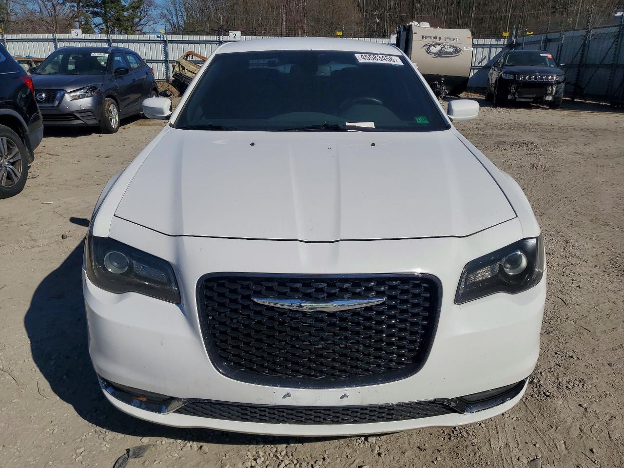 2019 CHRYSLER 300