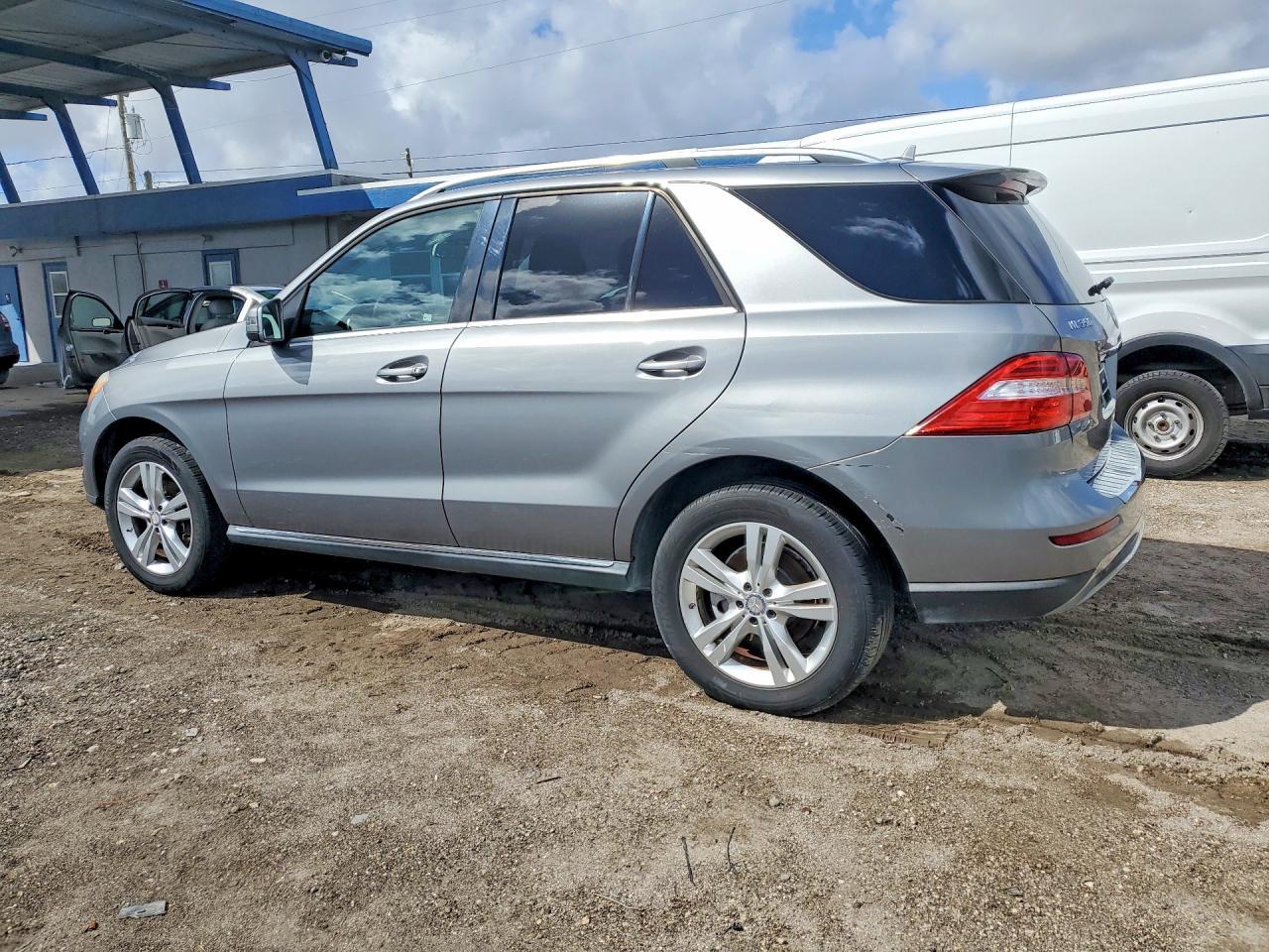 2015 MERCEDES-BENZ ML-Class