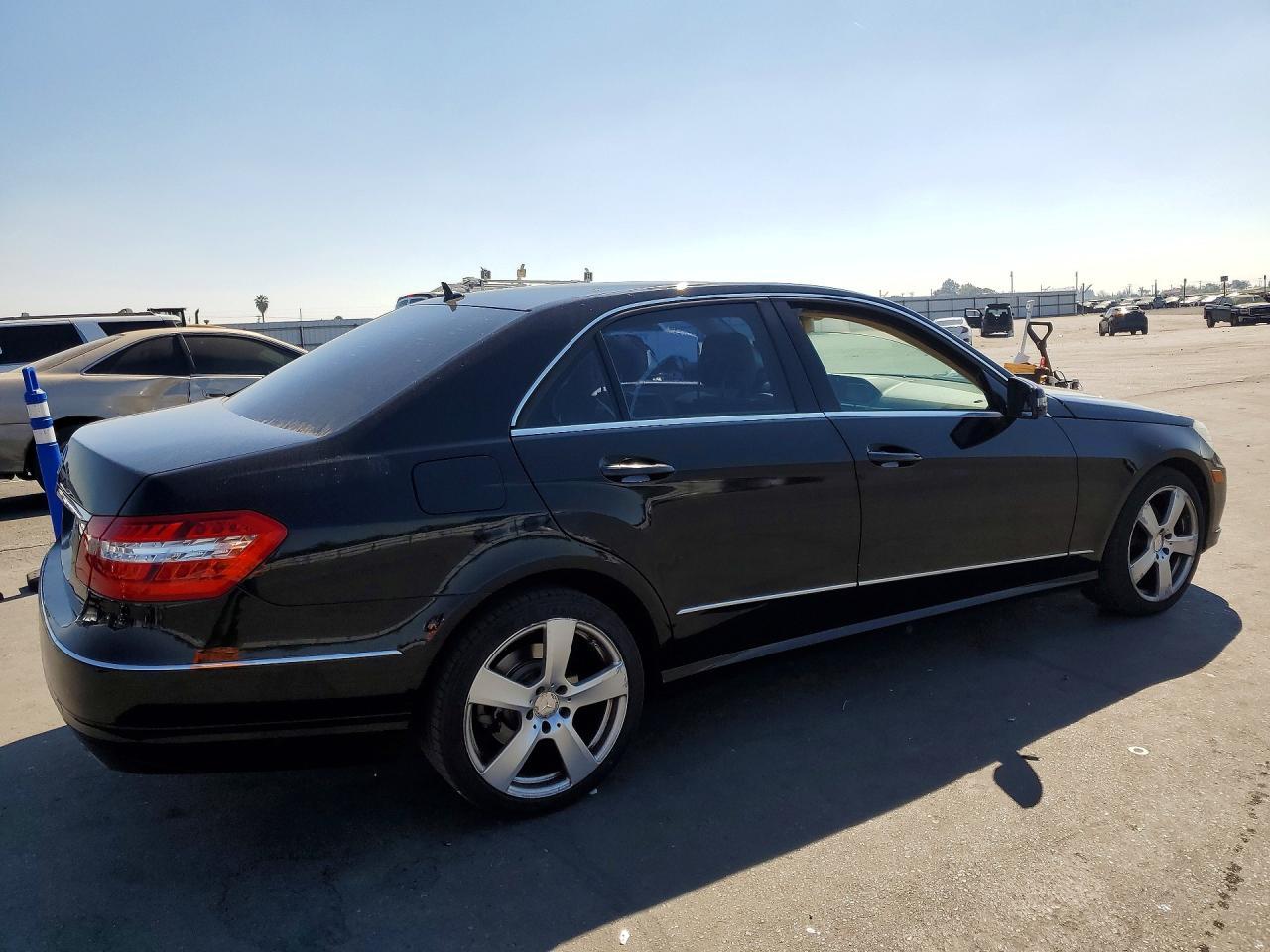 2010 MERCEDES-BENZ E-Class