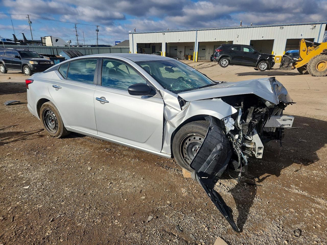 2024 NISSAN ALTIMA