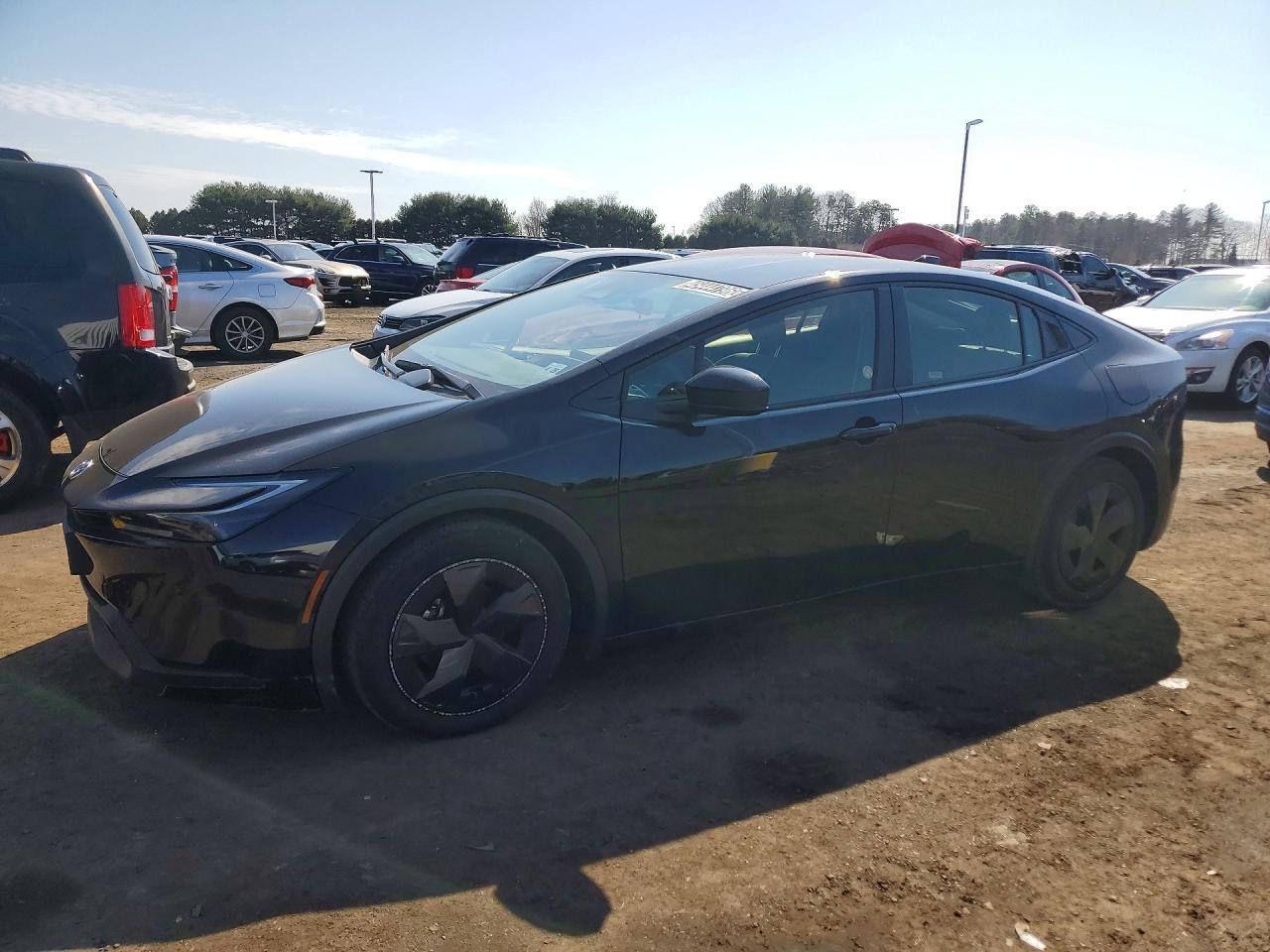 2025 TOYOTA PRIUS
