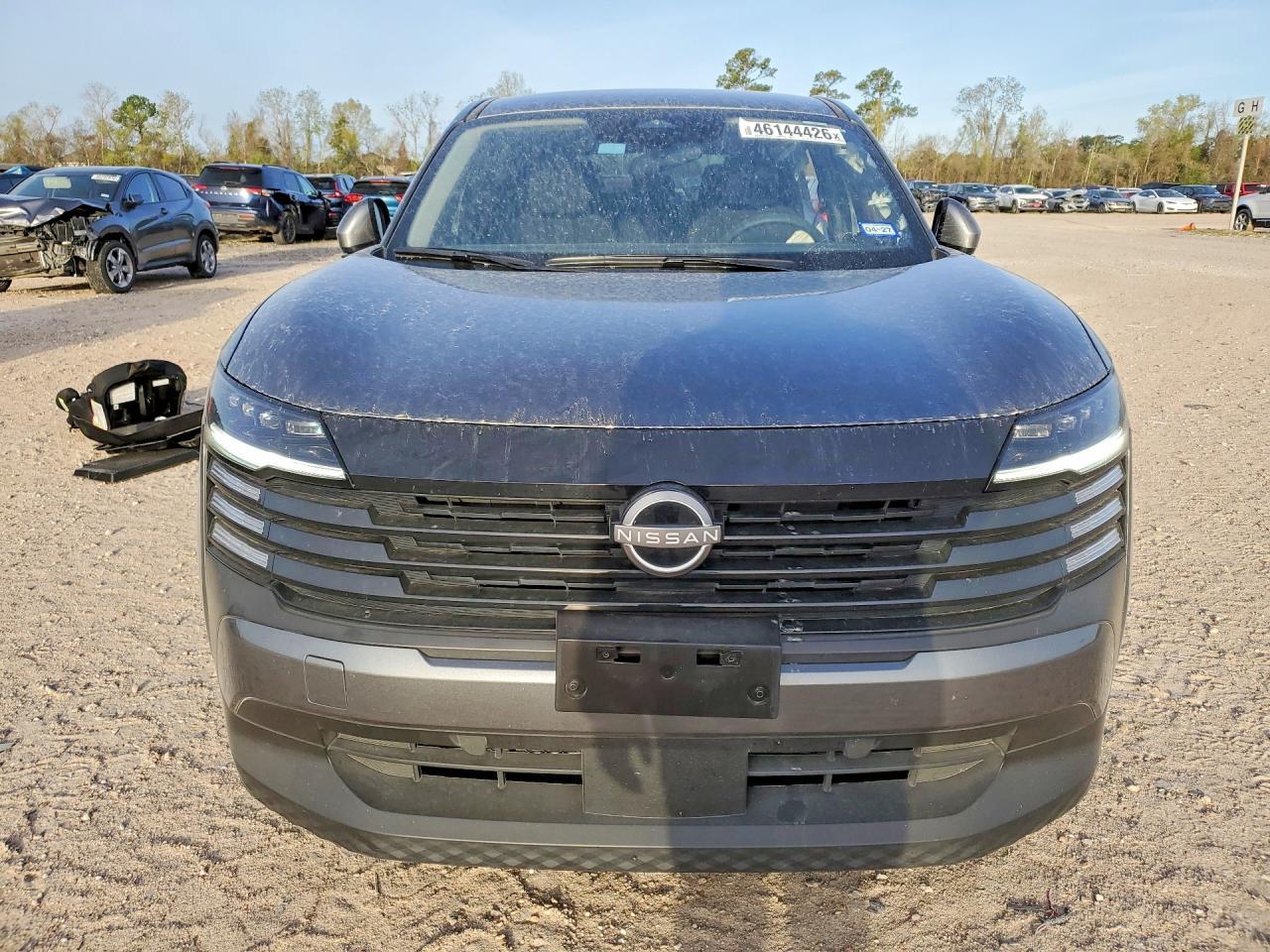 2025 NISSAN KICKS