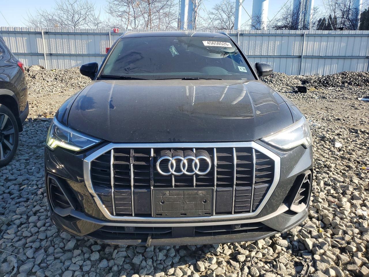 2021 AUDI Q3