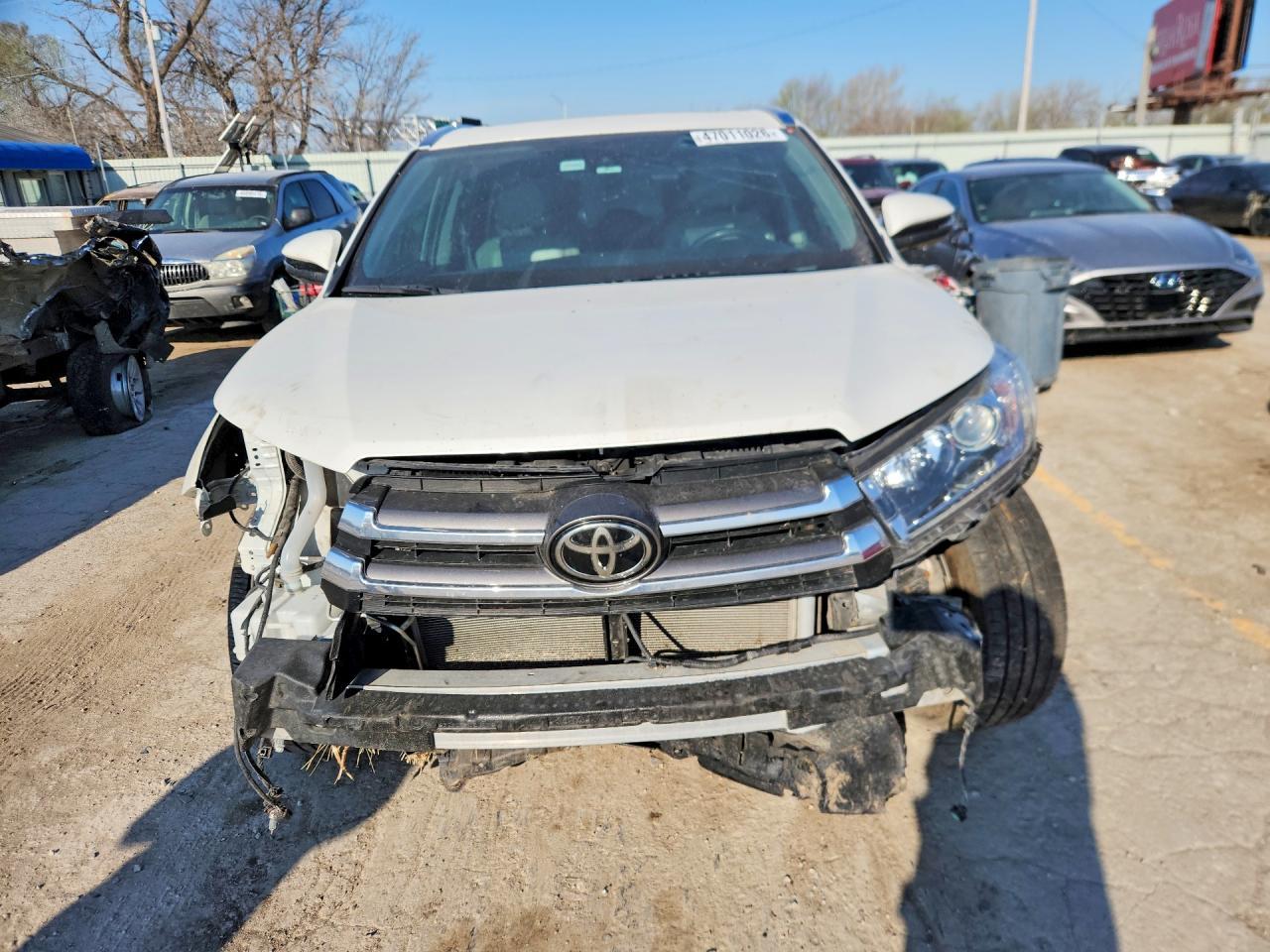 2019 TOYOTA HIGHLANDER