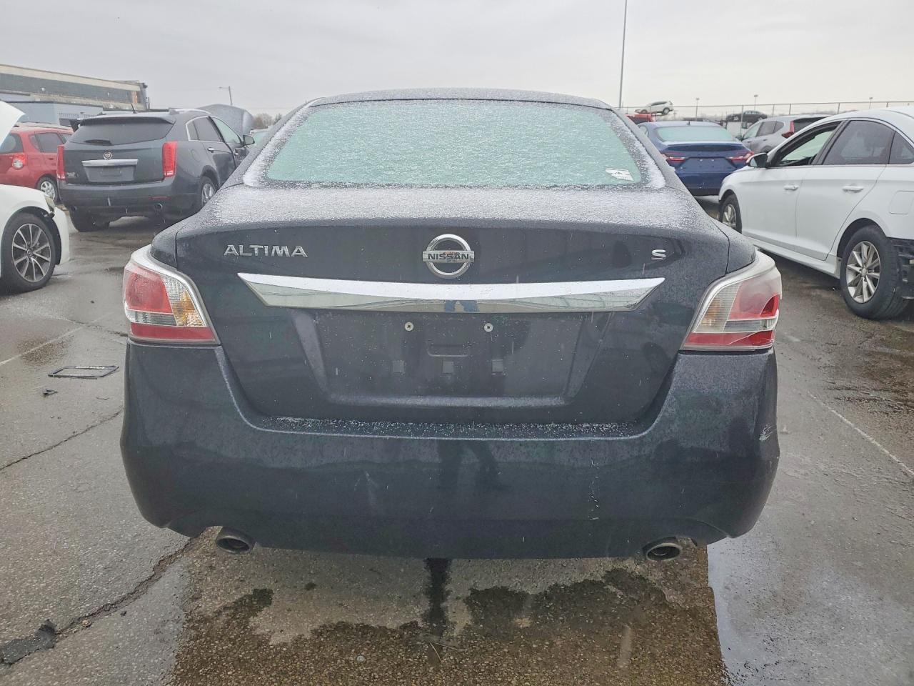 2015 NISSAN