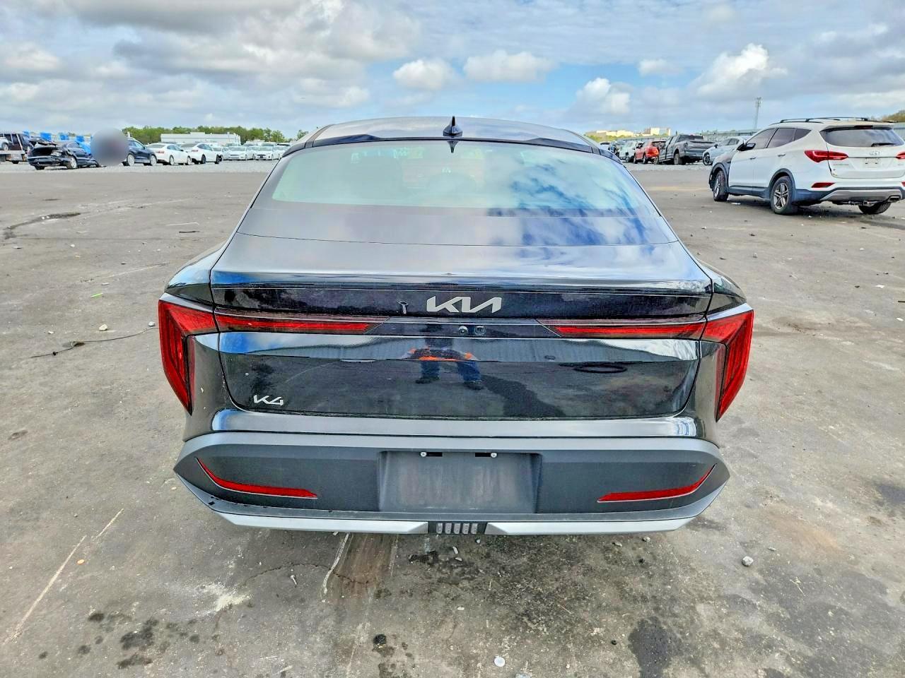2025 KIA K4