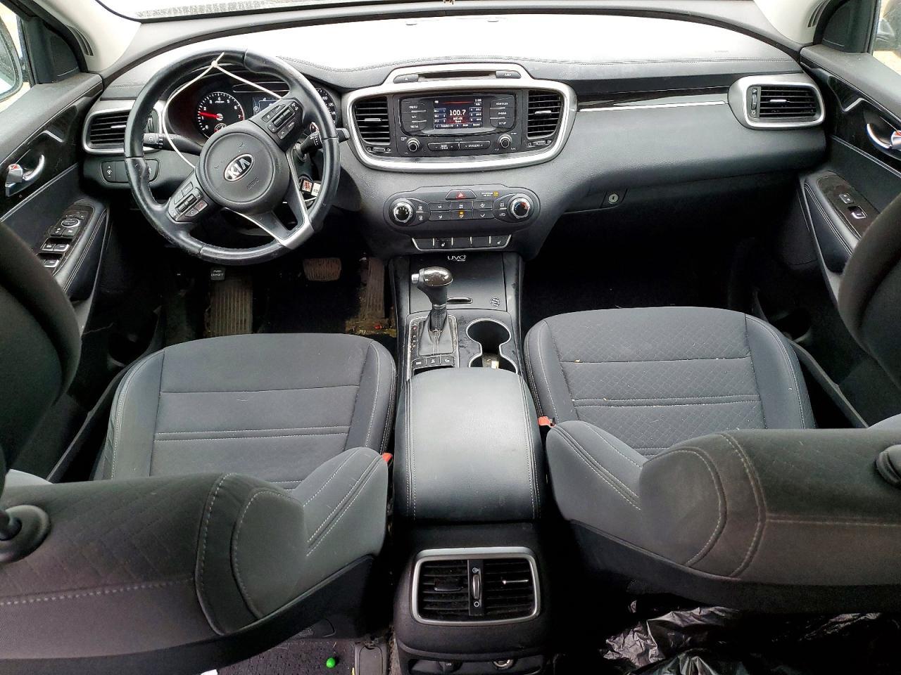 2016 KIA SORENTO