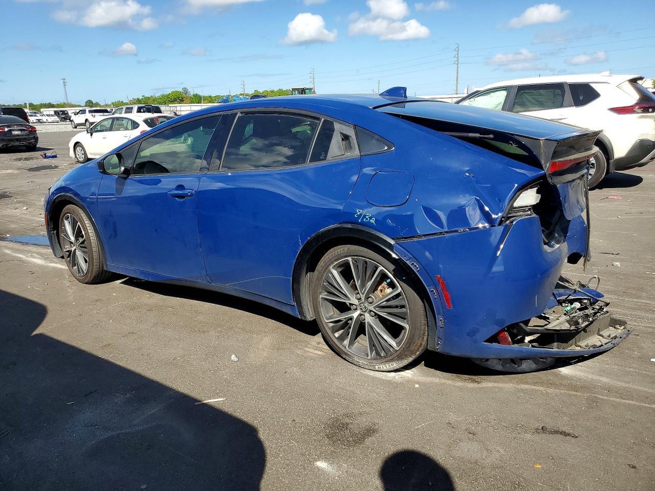 2024 TOYOTA PRIUS