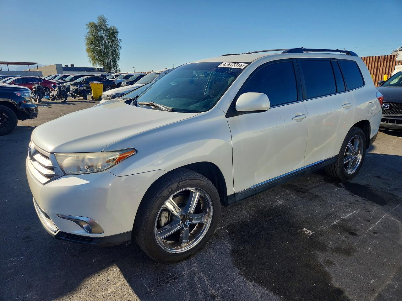 2011 TOYOTA HIGHLANDER