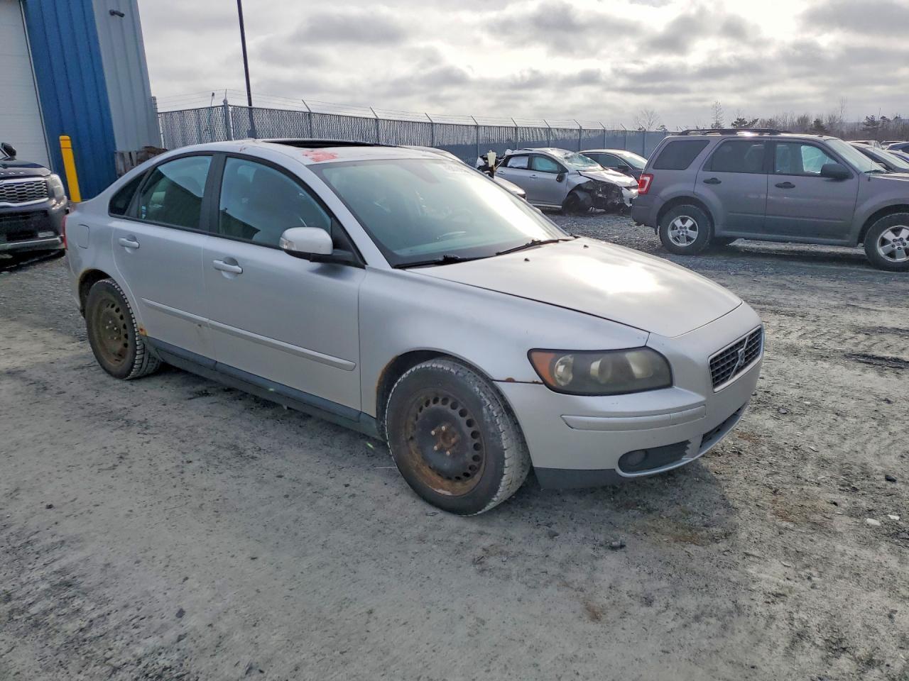2010 VOLVO S40