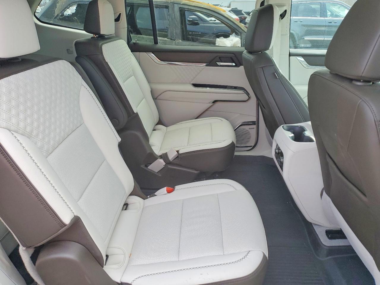 2024 GMC ACADIA